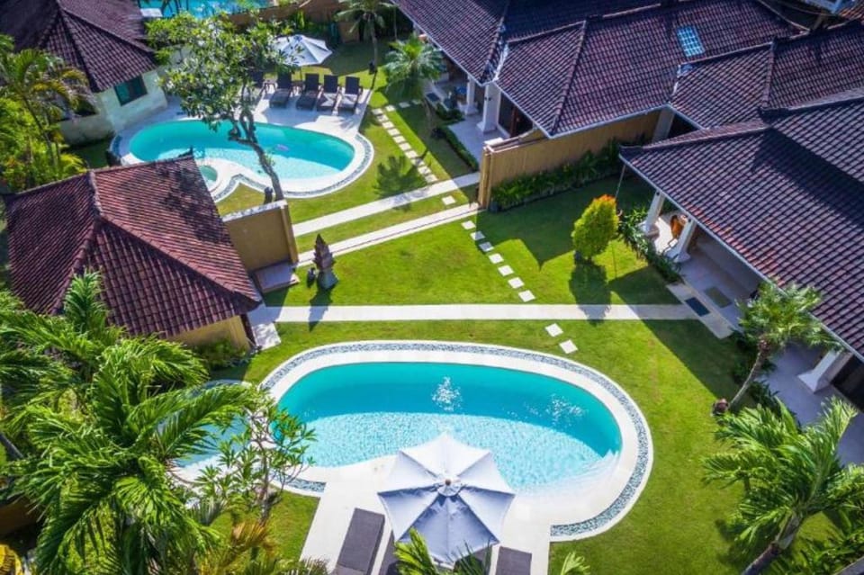 Stunning 5BR Luxury Villa #L61 Villa in Kuta
