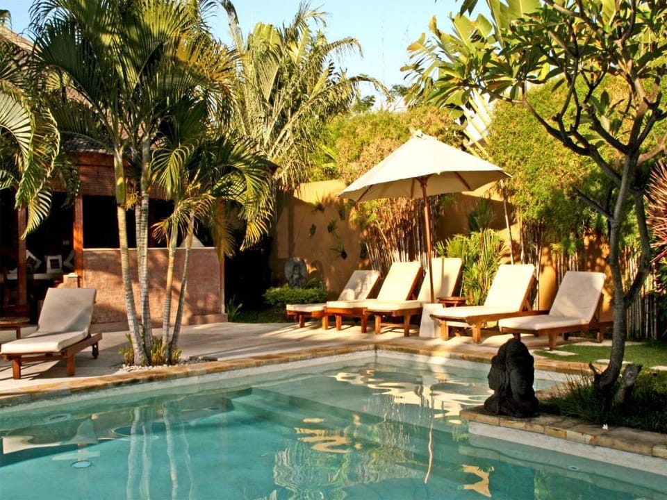 Stunning 3BR Private Villa close to Beach #L264 Villa in Kuta