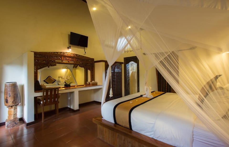 Entire 2BR Private Pool #FN32 Villa in Kuta