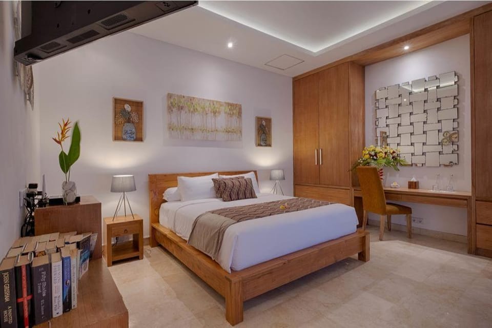Luxury 5BR Pool Villa with Beachfront #L80 Villa in Blahbatuh