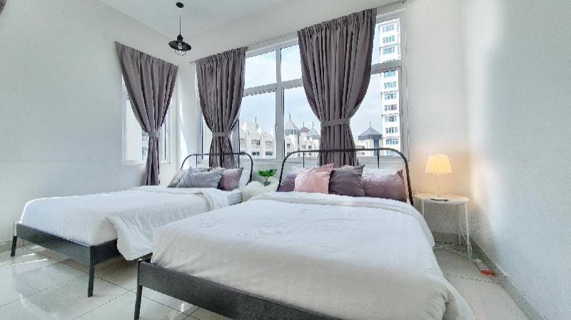 No.7 The Zebra @ IOI Modern 5 stars relaxing house Apartment in Subang Jaya