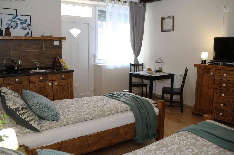 Pálma Apartmanok Szálláshely Százhalombatta (3a) Apartment in Hungary