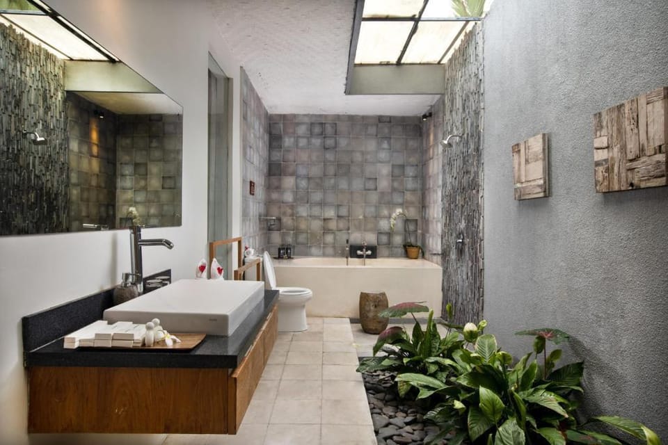 Adore 2 Bedroom Villa with Private Pool #FN15 Villa in Sukawati