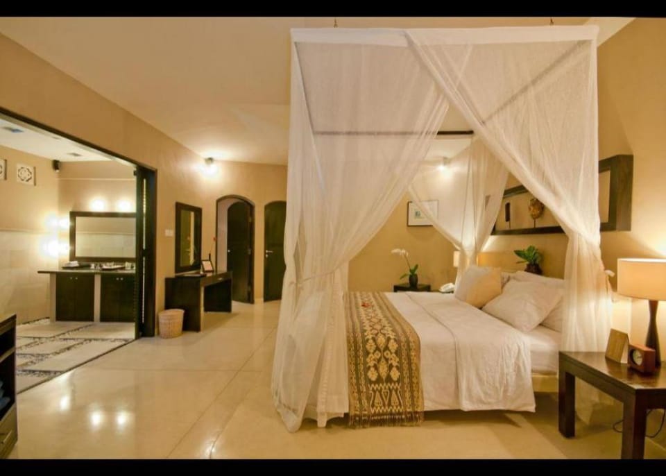 Fabulous 3BR Swimming Pool #L54 Villa in North Kuta
