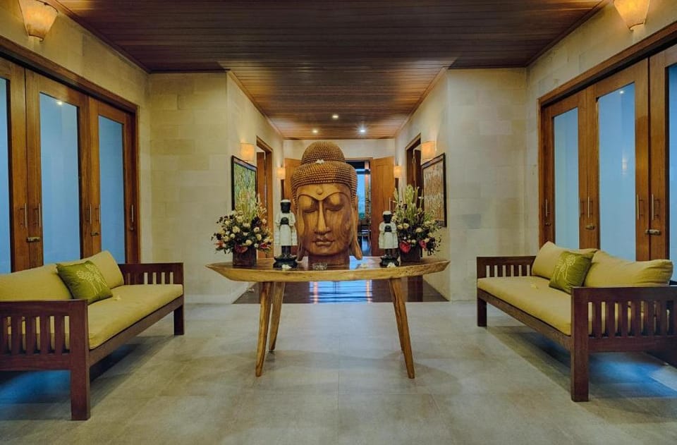Peaceful 5BR  Private Pool Villa #L42 Villa in Sukawati