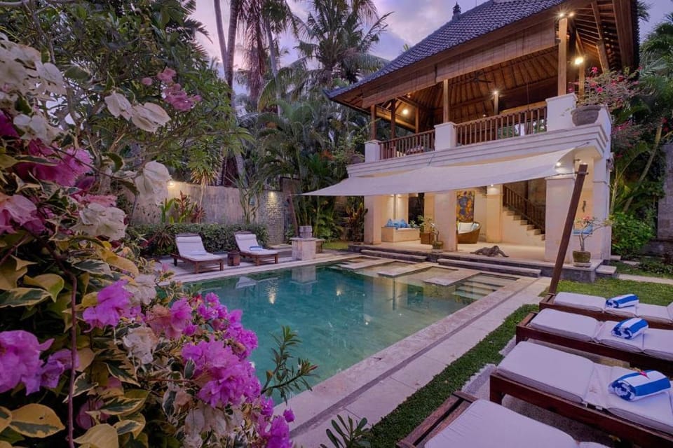 Adore 4 BR Romantic Place For Family #K208 Villa in Blahbatuh