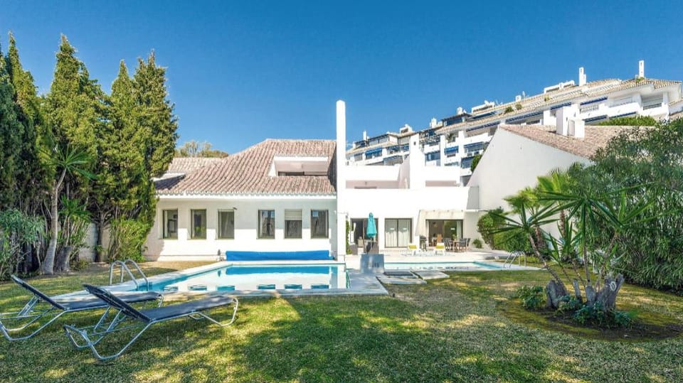 Villa 6.Tourmalline. Villa in Marbella