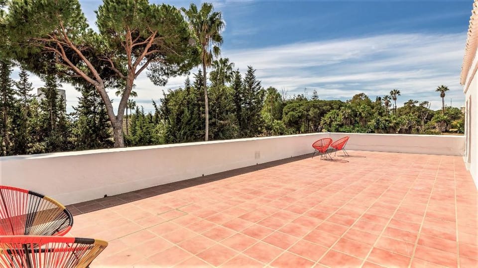 Villa 13. Amber. Villa in Marbella