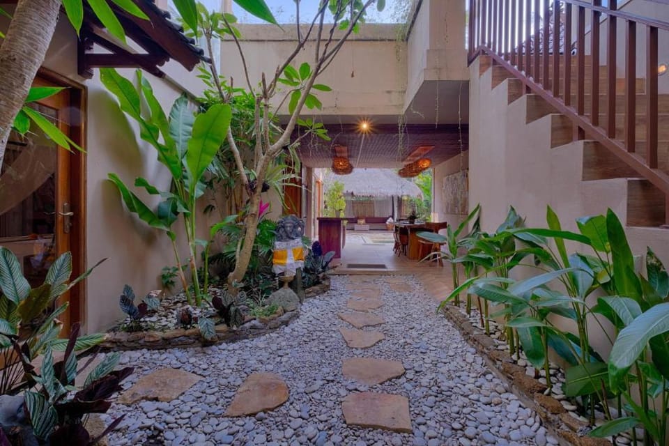 Luxury 4 BR Private Pool Villa #PZ30 Villa in Sukawati
