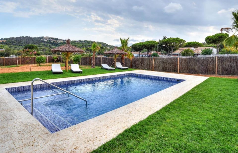 La Cort. Cal Ros. Relax and family Apartment in Baix Empordà