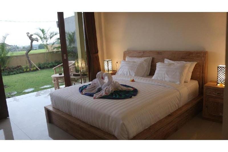 Cozy 6 BR Private Pool REV23 Villa in Sukawati