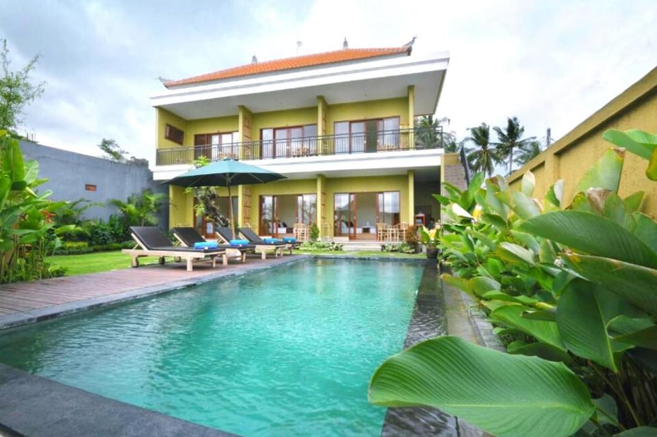 Entire 6BR Private Pool Villa #W1 Villa in Sukawati