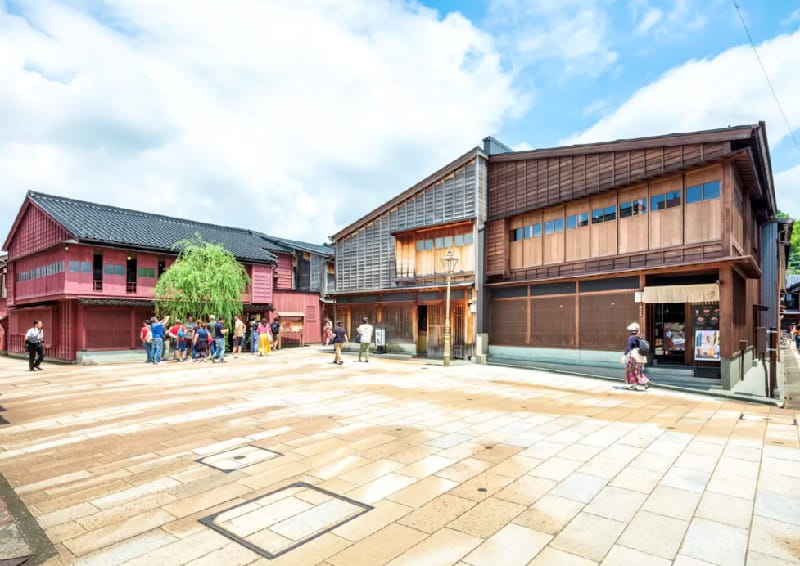 Free Parking] 2BR Apt. 1 mins to Kenrokuen Garden Vacation rental in Kanazawa