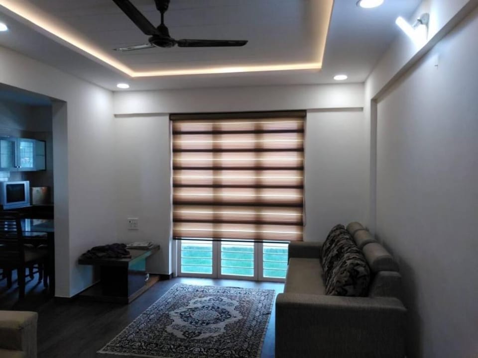 Edit 2BHK Fully Furnished Luxury Flat at Wakad Apartment in Pune