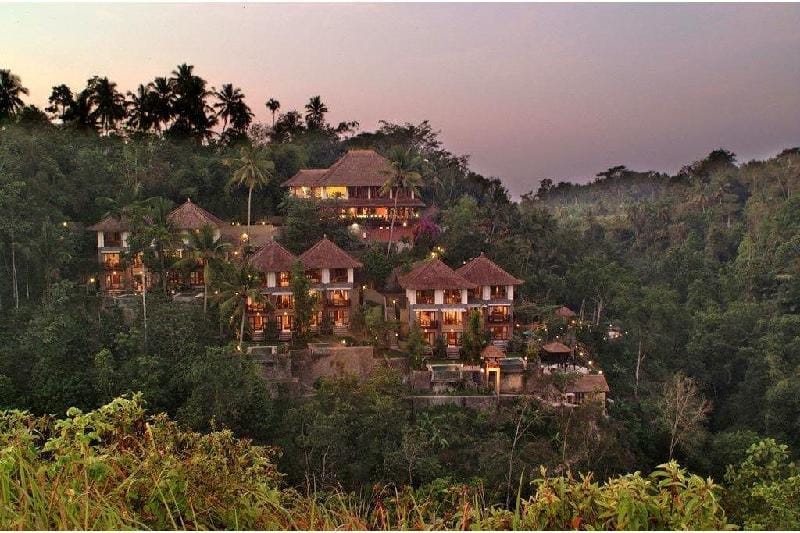 3 BR With Private Pool  Villa in Tampaksiring