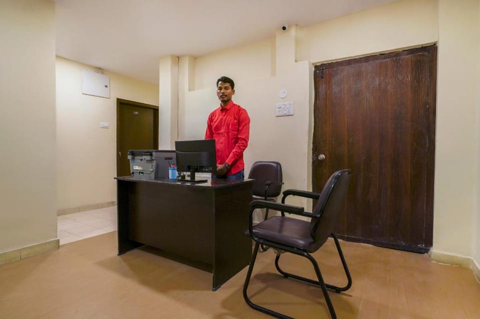 Hotel O Alpine glow Zenith Hotel in Secunderabad
