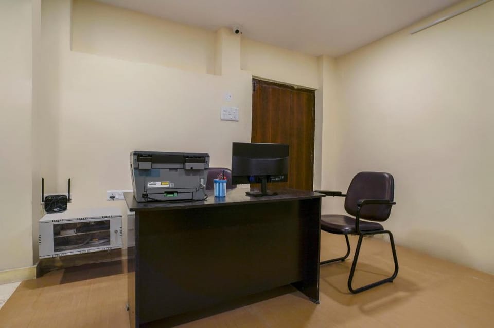 Hotel O Alpine glow Zenith Hotel in Secunderabad