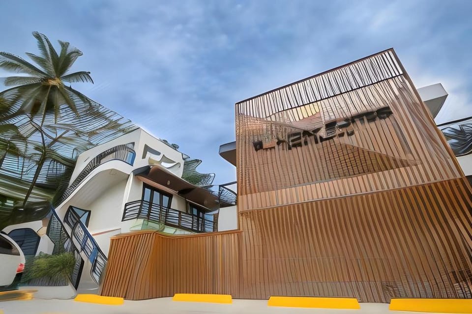 Holiday Suites Port Barton Hotel in San Vicente