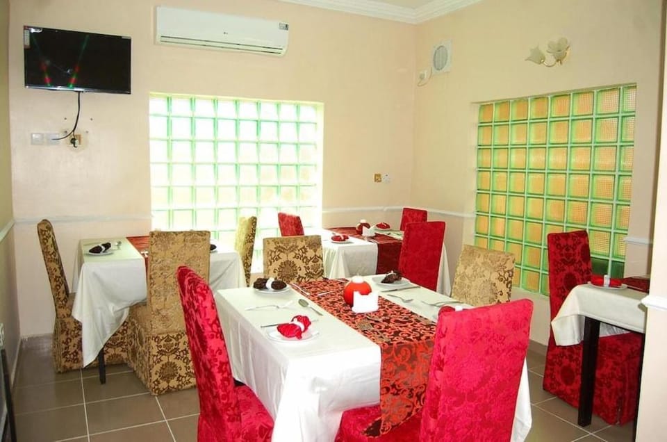 House 9 Royale, Ikeja Hotel in Nigeria