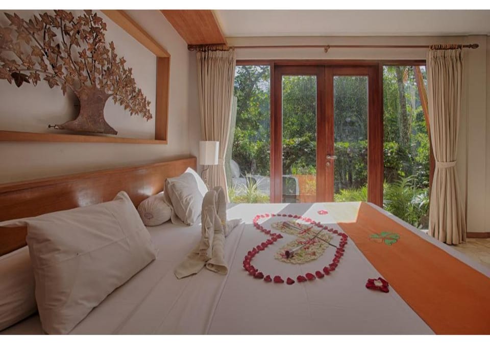 Luxury 1 BR  Private Pool Villa #NP2 Villa in Tampaksiring