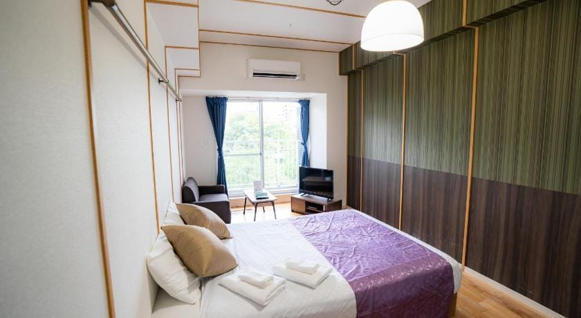 S-Presso Namba Parks Street Bed and Breakfast in Osaka