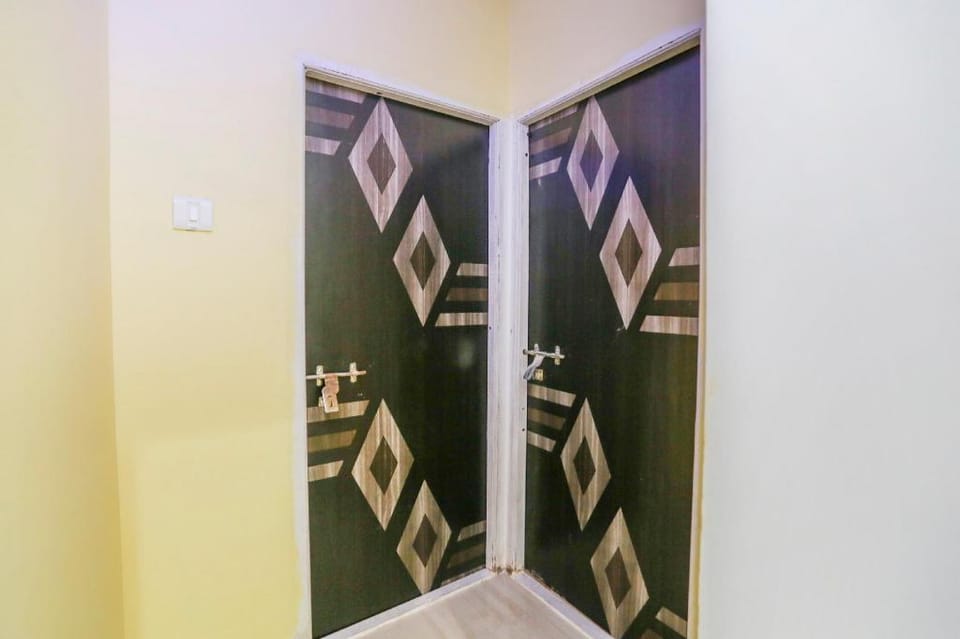 Hotel O Sonali Guest House Hotel in Kolkata
