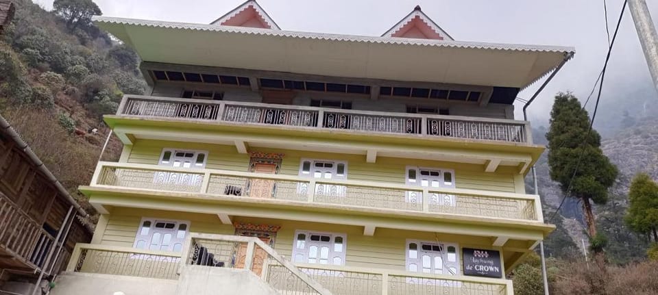 Rufina Lachung de'CROWN Hotel in India