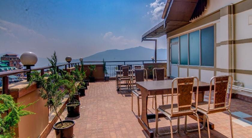 Muscatel Grand Silkroute - 300 Mts from MG Marg Hotel in India