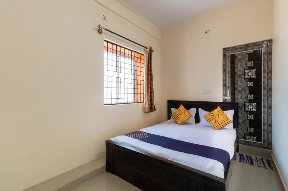 Hotel O SSR Lodging And Boarding Hotel in Bengaluru