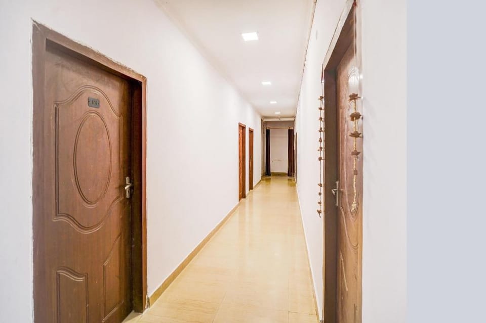 Super Hotel O Jankipuram Vikas Nagar Hotel in Lucknow