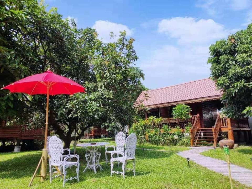 Capital O923 Elephant at Baan Tawai Hotel in Thailand