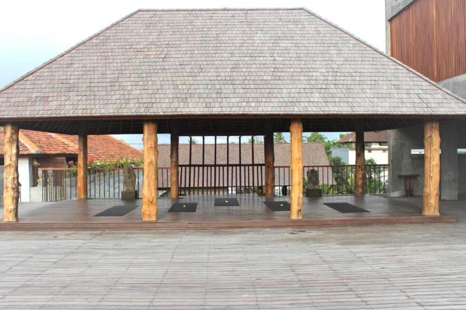 One BR Purana Suite Room With Share Pool #B1 Apartment in Sukawati