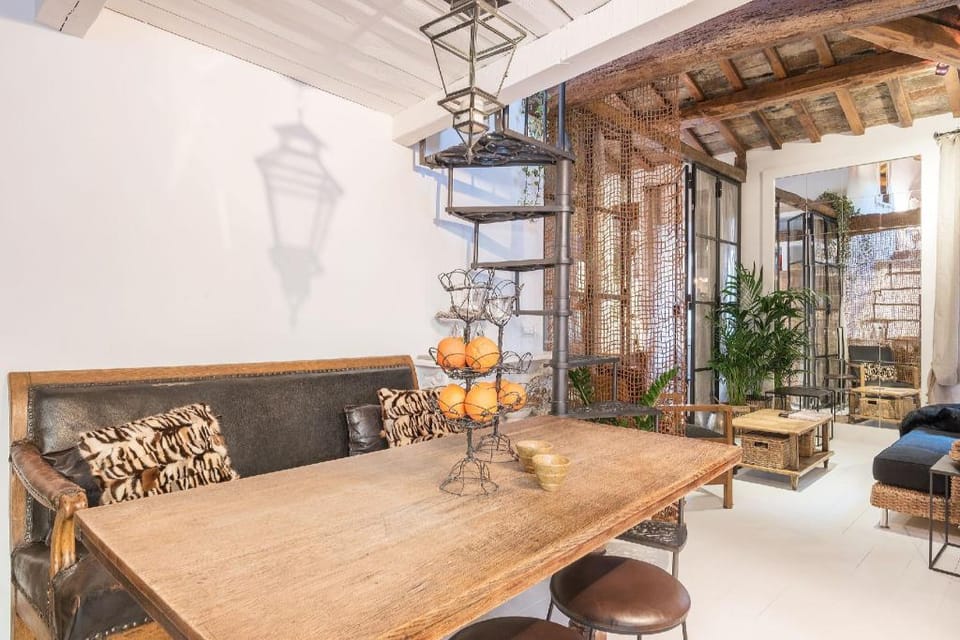 Charming Luxury Navona Apartment  Apartment in Rome