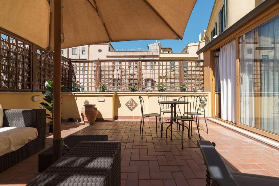 Vatican Rooftop Terrace Apartment in Rome