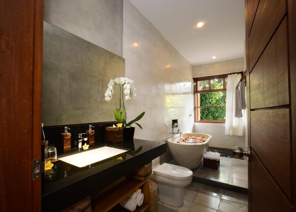 Elma 1 BR Suite Pool  View JU47A Vacation rental in Sukawati