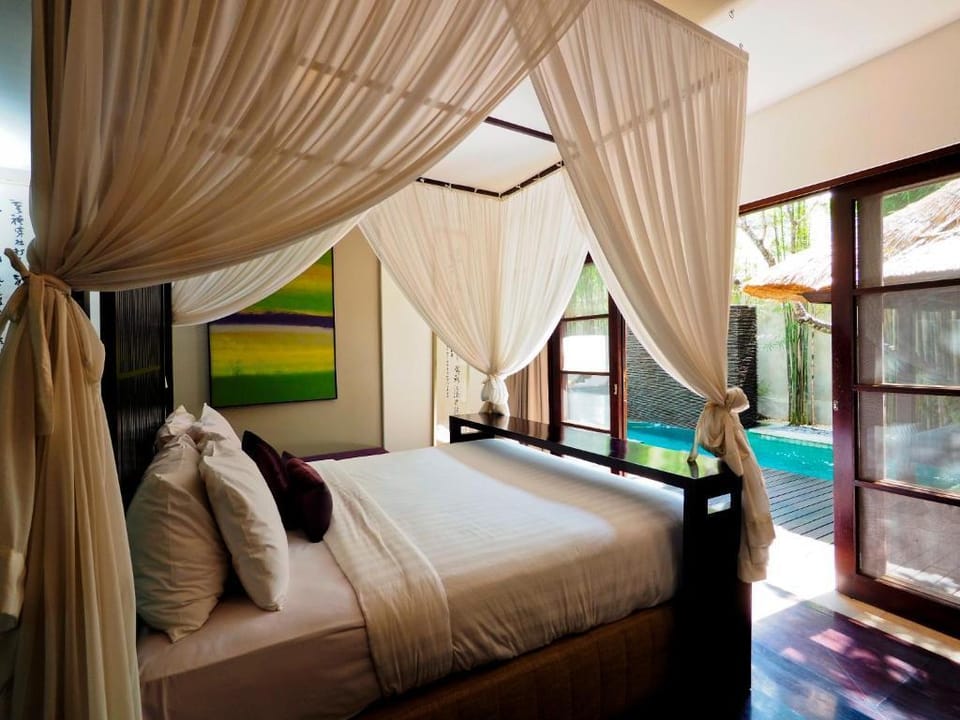 Entire 3BR Family Gathering Villa #L26 Villa in Kuta