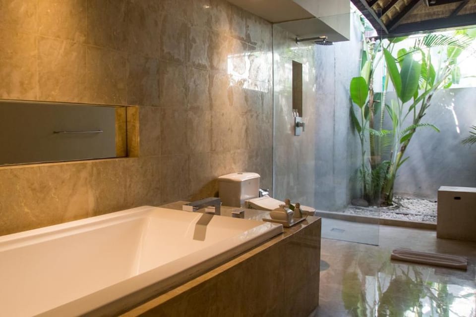 Infinity 2BR Private Villa #L27 Villa in Kuta