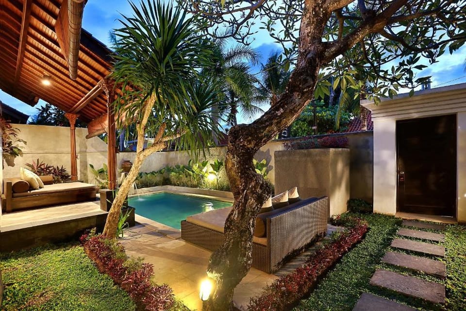 Luxury 2 BR Private Pool Villa #PS7 Villa in Kuta