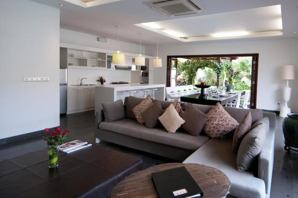 Luxury 2 BR Private Pool Villa AN79B Villa in North Kuta