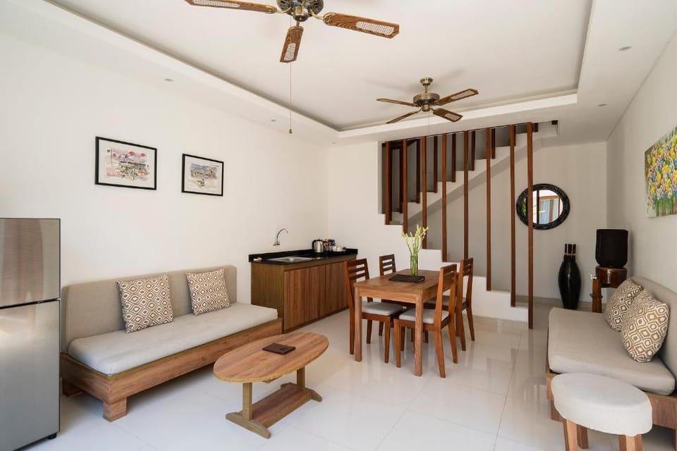 Luxury Villa 3 BR Private Pool REV18 Villa in Kuta