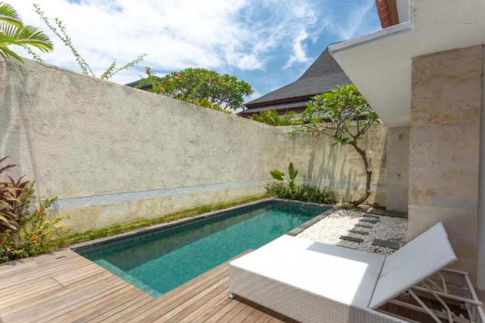 Luxury Villa 2 BR Private Pool  #B6 Villa in Kuta
