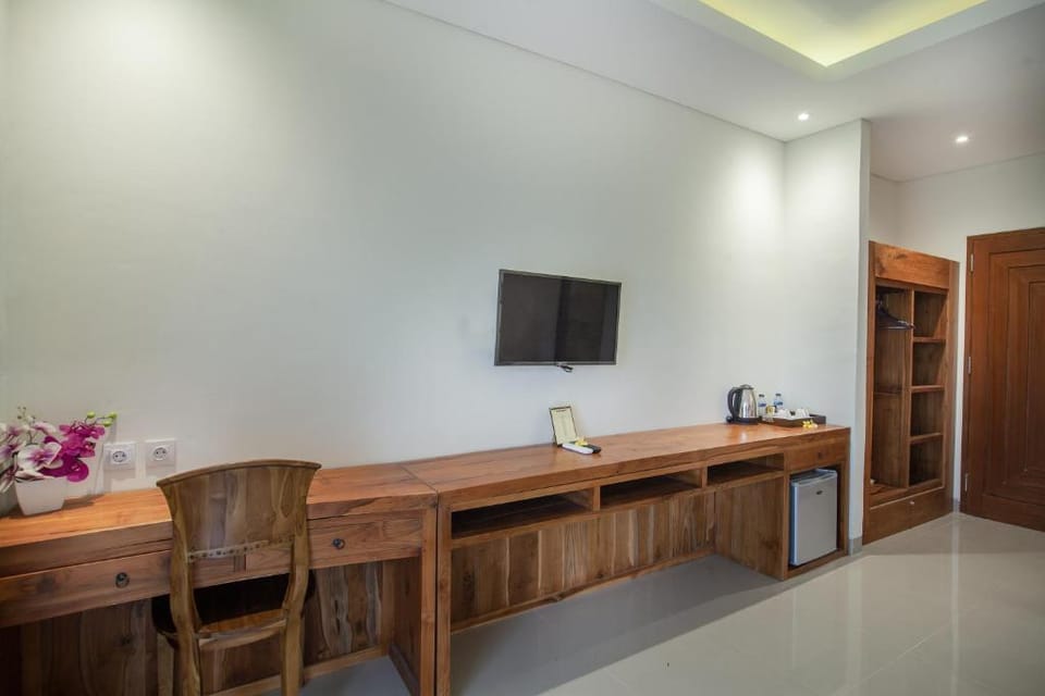 Adore 1 BR Deluxe Room With Balcony REV06 Villa in Ubud