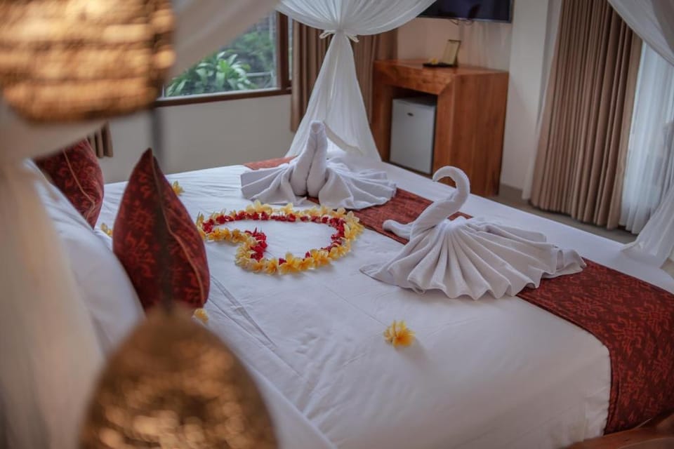 Adore 1 BR Deluxe Room With Balcony REV06 Villa in Ubud