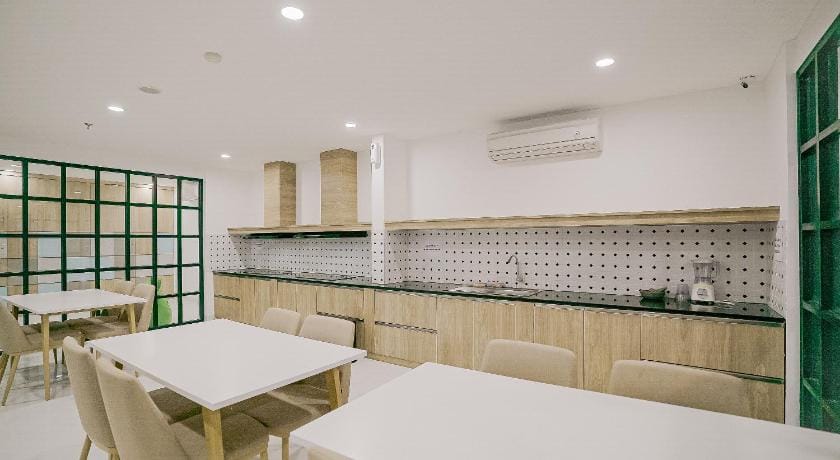 Mendjangan Mansion Bed and Breakfast in South Jakarta City