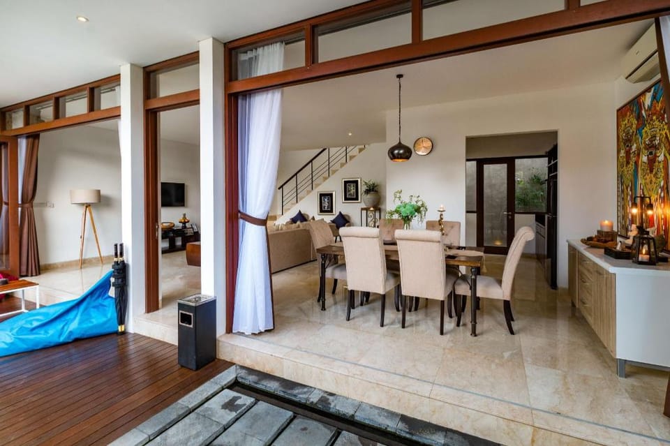 Villa Svaha - Berawa, Canggu - 2 Bedrooms and Pool Villa in North Kuta