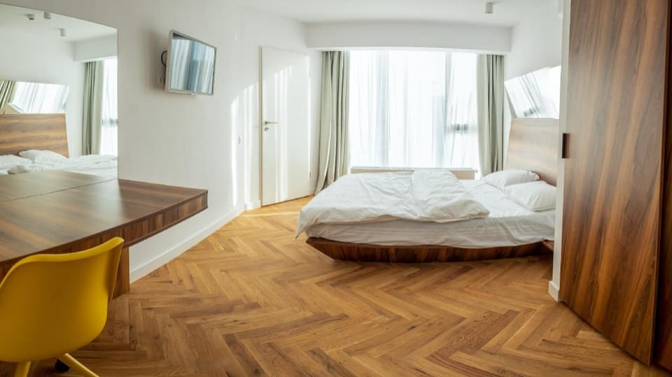 Grand Three Bedroom Apartment Apartment in Bucharest