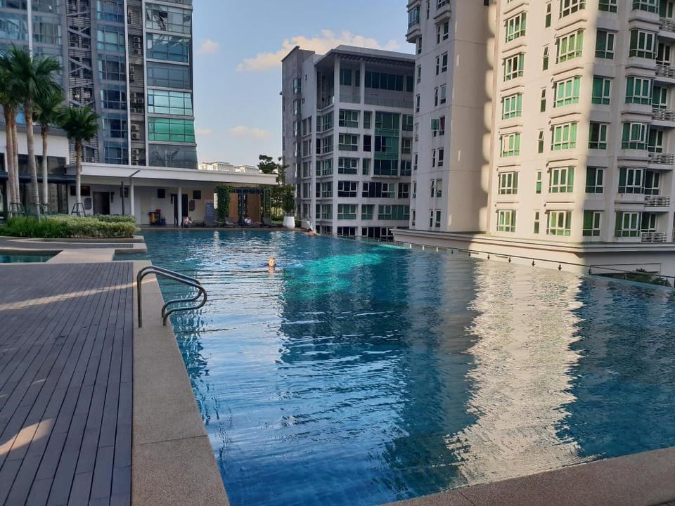 RetroHome, 2Room,TRX,KLCC,VelocityMall,LRT&MRT250m Vacation rental in Federal Territory of Kuala Lumpur