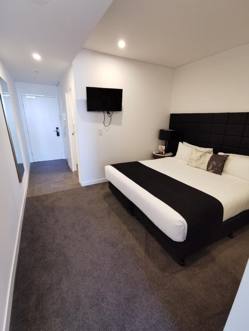 S1 Apartments studio with balcony Apartment in Sydney