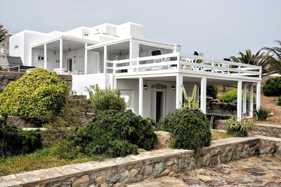 Sea and Sun 6 Bedrooms Villa 200 m from the Beach  Villa in Mykonos, Mikonos 846 00, Greece