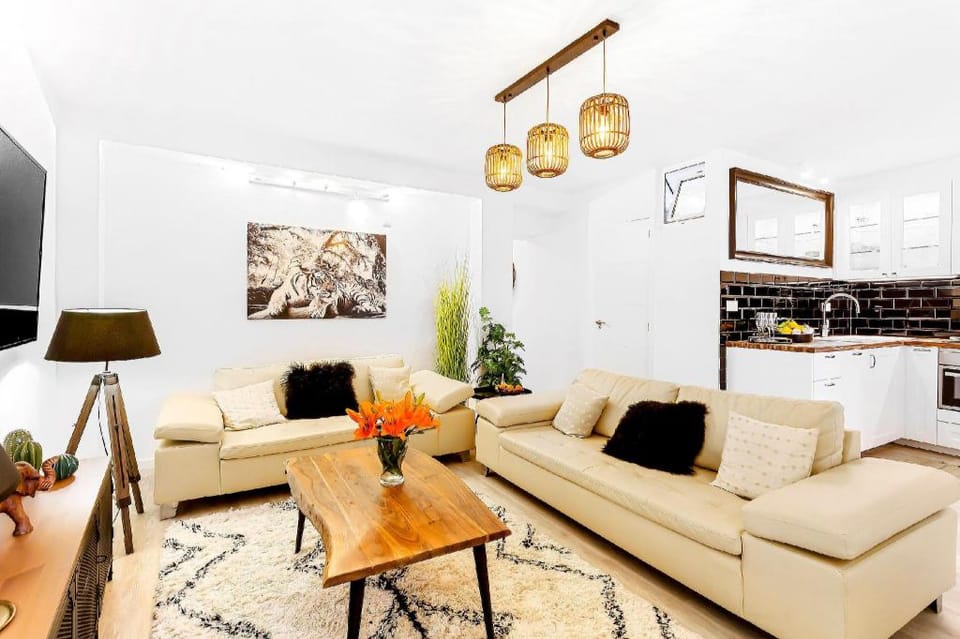 Modern Family Townhouse Marbella Center Wifi Apartment in Marbella